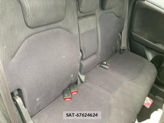 Honda FIT HYBRID 2013-05 7392162-10