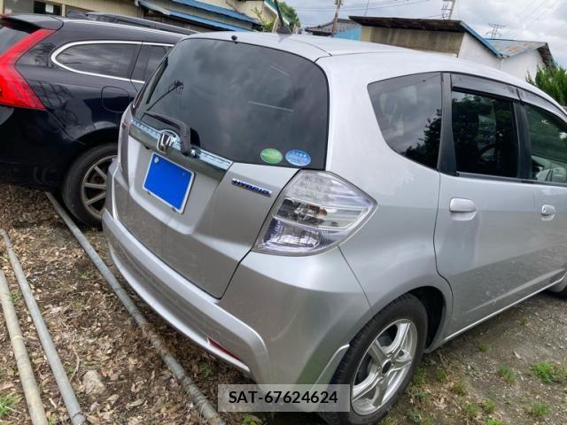 Honda FIT HYBRID 2013-05 7392162-2
