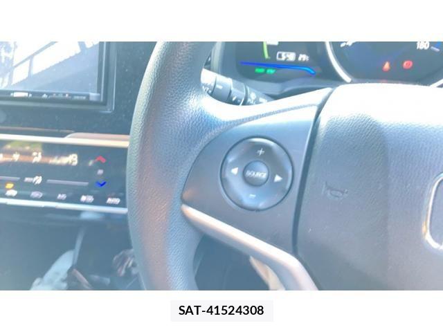 Honda FIT HYBRID 2016-03 7392158-16