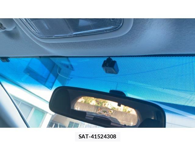 Honda FIT HYBRID 2016-03 7392158-20