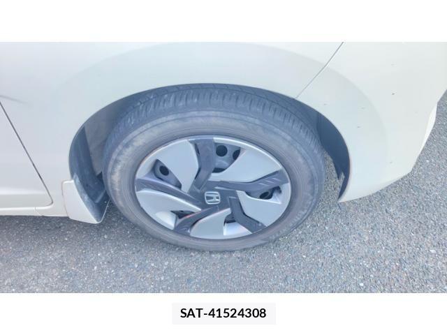 Honda FIT HYBRID 2016-03 7392158-2