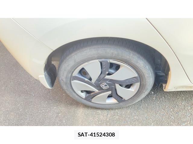 Honda FIT HYBRID 2016-03 7392158-4