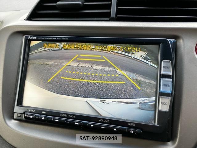 Honda FIT HYBRID 2011-12 7392166-14