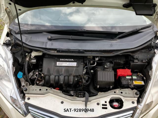 Honda FIT HYBRID 2011-12 7392166-18