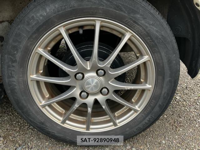 Honda FIT HYBRID 2011-12 7392166-19