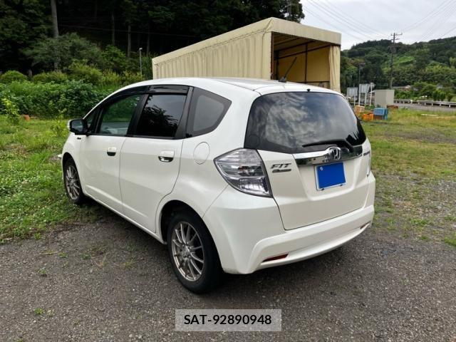 Honda FIT HYBRID 2011-12 7392166-5