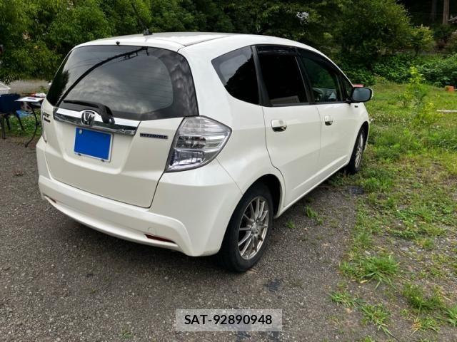 Honda FIT HYBRID 2011-12 7392166-6