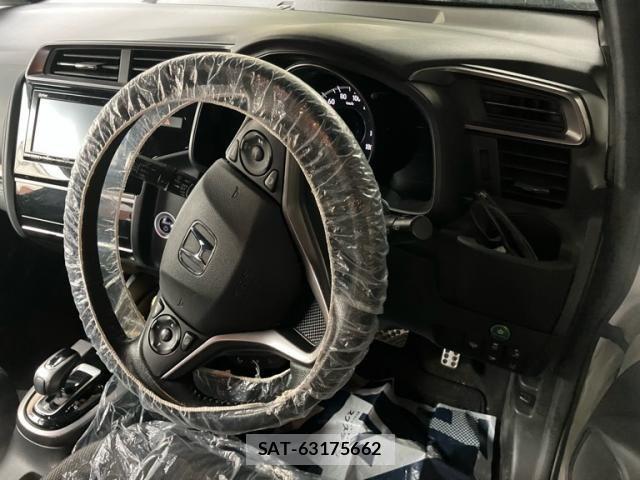 Honda FIT HYBRID 2017-10 7392153-15