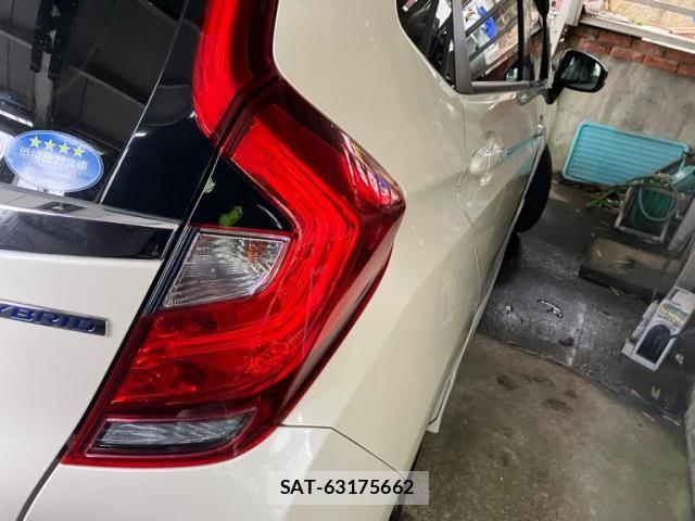 Honda FIT HYBRID 2017-10 7392153-3