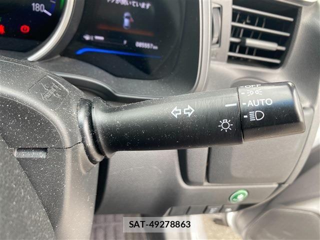 Honda FIT HYBRID 2015-11 7392159-28