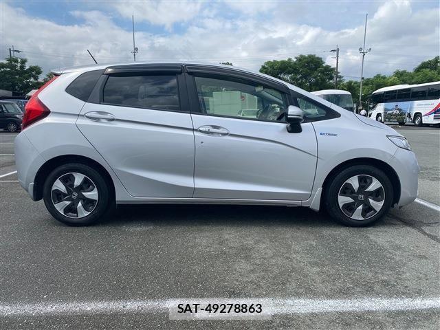 Honda FIT HYBRID 2015-11 7392159-4