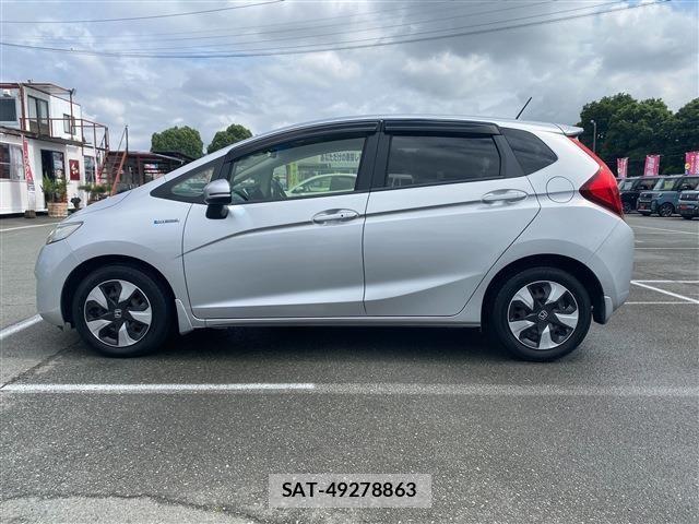 Honda FIT HYBRID 2015-11 7392159-8