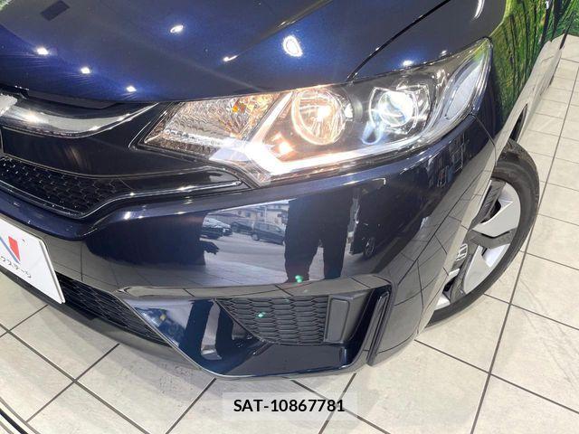 Honda FIT HYBRID 2015-12 7392157-11