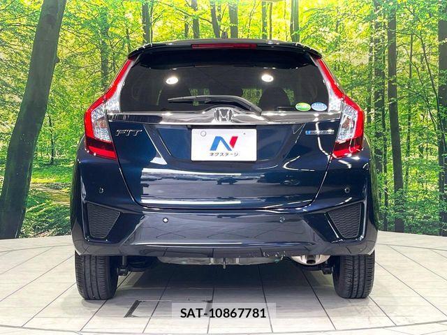 Honda FIT HYBRID 2015-12 7392157-14