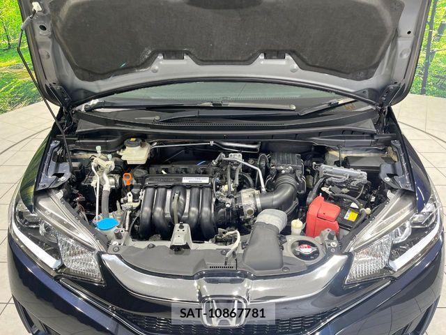 Honda FIT HYBRID 2015-12 7392157-17