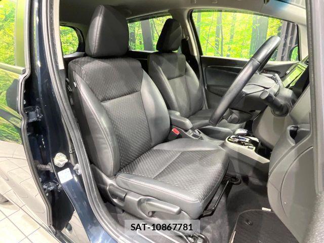 Honda FIT HYBRID 2015-12 7392157-7