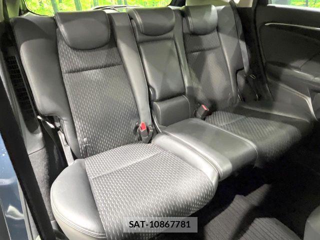 Honda FIT HYBRID 2015-12 7392157-8