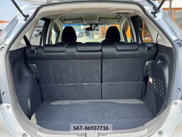 Honda FIT HYBRID 2016-04 7454312-19