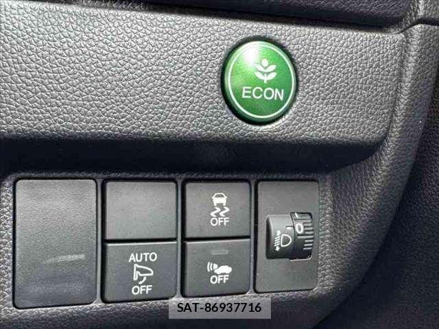 Honda FIT HYBRID 2016-04 7454312-5