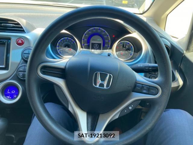 Honda FIT HYBRID 2011-10 7454331-16