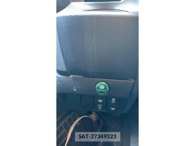 Honda FIT HYBRID 2016-12 7454320-16