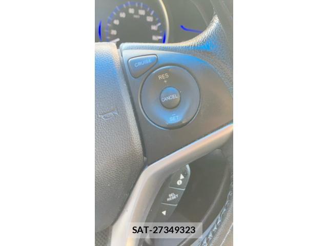 Honda FIT HYBRID 2016-12 7454320-17