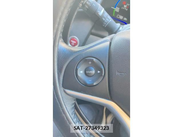 Honda FIT HYBRID 2016-12 7454320-18