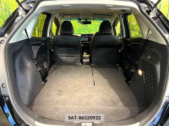 Honda FIT HYBRID 2015-11 7454316-10