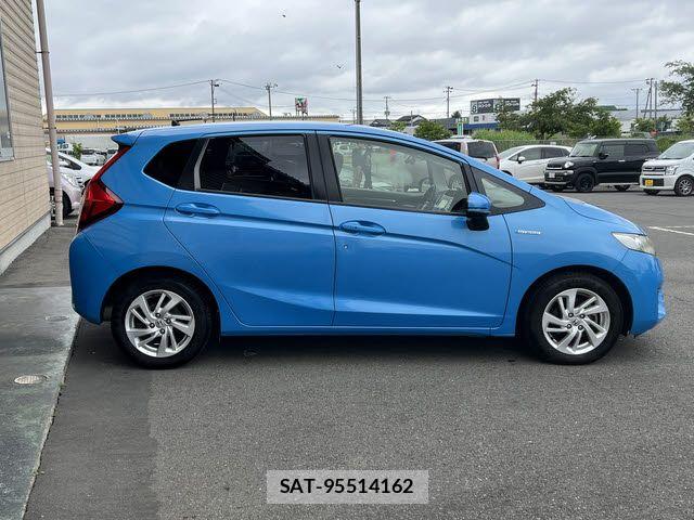Honda FIT HYBRID 2013-10 7454310-22