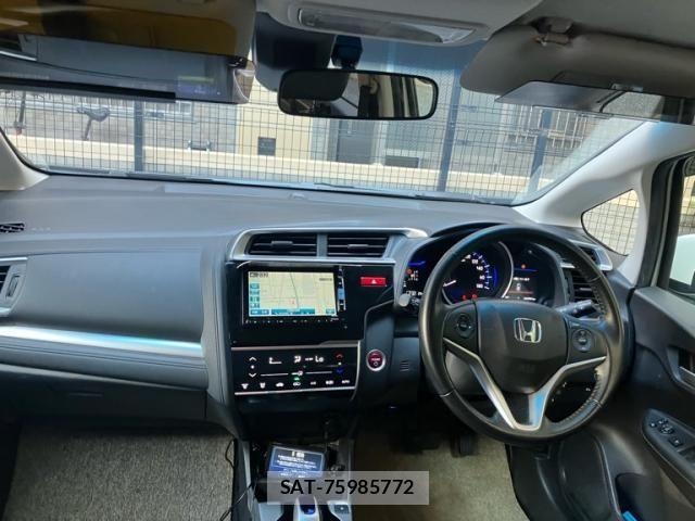 Honda FIT HYBRID 2014-05 7454318-15