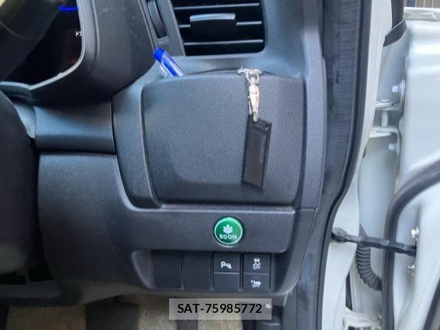 Honda FIT HYBRID 2014-05 7454318-19