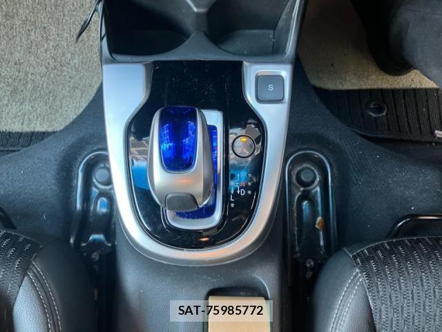 Honda FIT HYBRID 2014-05 7454318-26