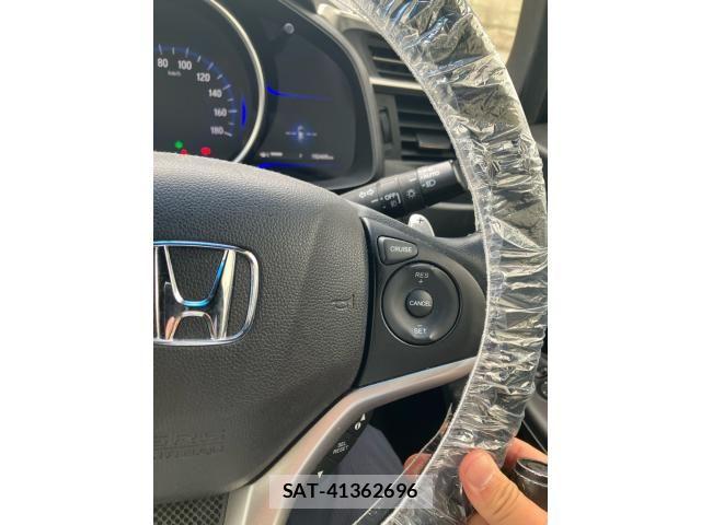 Honda FIT HYBRID 2015-07 7454321-19