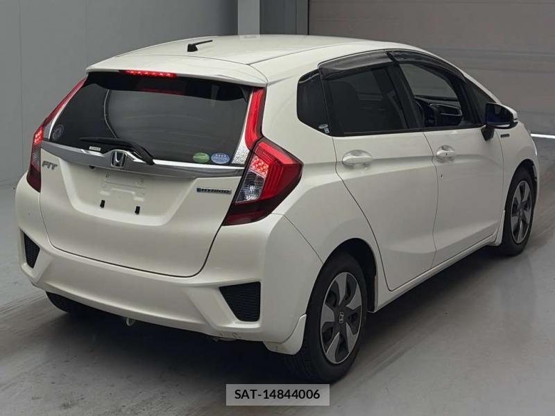 Honda FIT HYBRID 2015-11 7491213-1