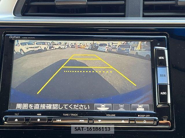 Honda FIT HYBRID 2013-11 7500584-10