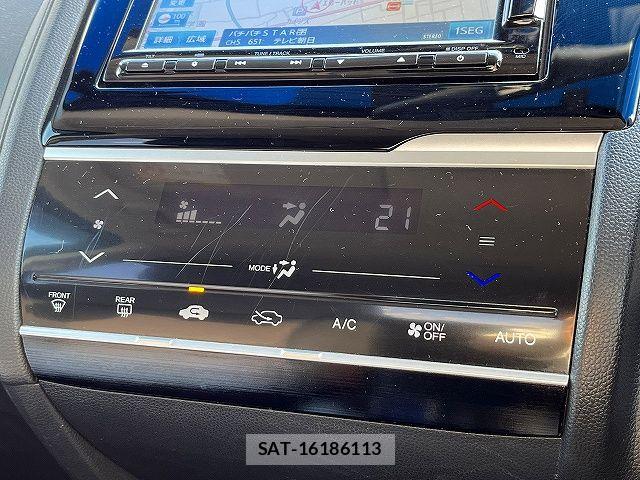 Honda FIT HYBRID 2013-11 7500584-14