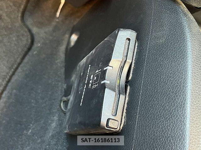 Honda FIT HYBRID 2013-11 7500584-15