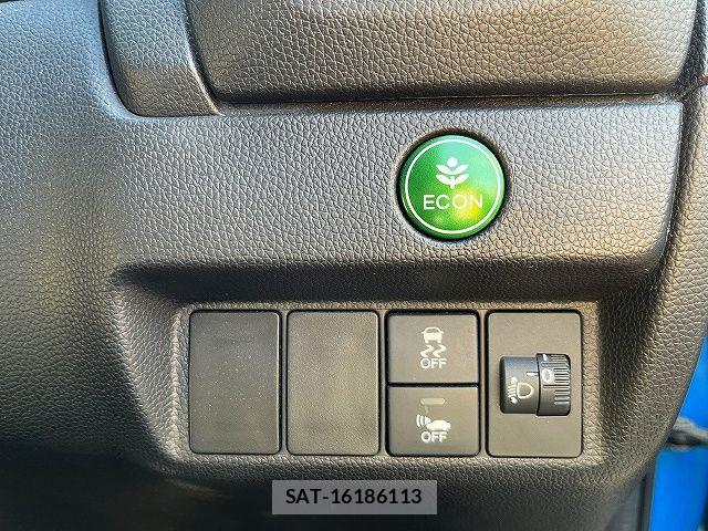 Honda FIT HYBRID 2013-11 7500584-16