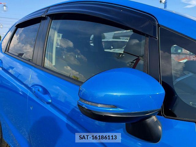Honda FIT HYBRID 2013-11 7500584-24