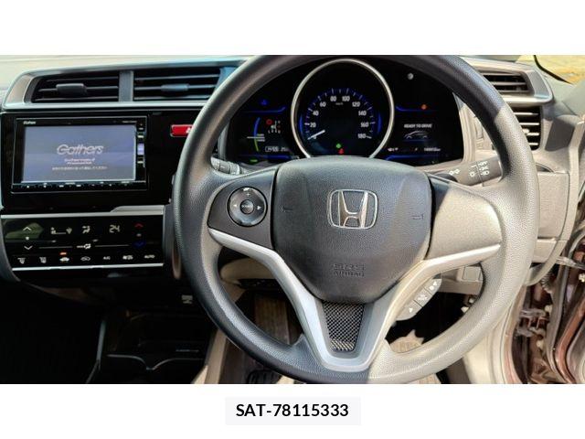 Honda FIT HYBRID 2017-04 7500585-14