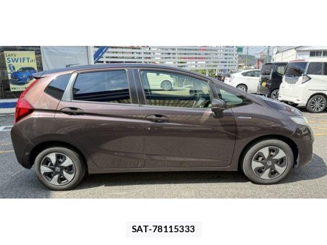 Honda FIT HYBRID 2017-04 7500585-7