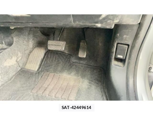 Honda FIT HYBRID 2012-01 7500590-15