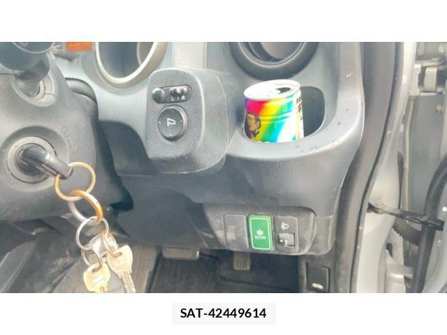 Honda FIT HYBRID 2012-01 7500590-16