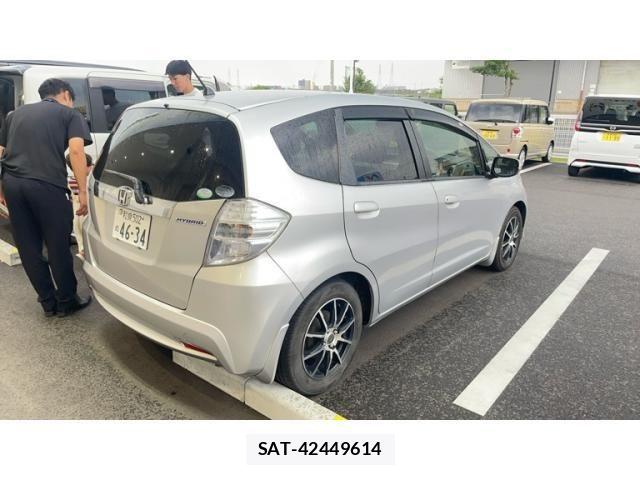 Honda FIT HYBRID 2012-01 7500590-1