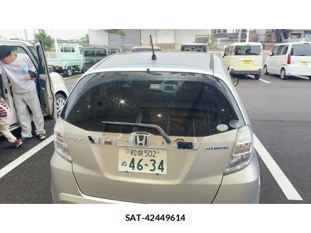 Honda FIT HYBRID 2012-01 7500590-2