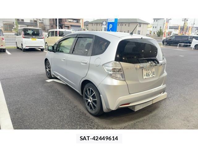 Honda FIT HYBRID 2012-01 7500590-3