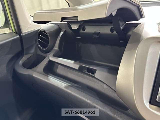 Honda FIT HYBRID 2011-01 7500587-19