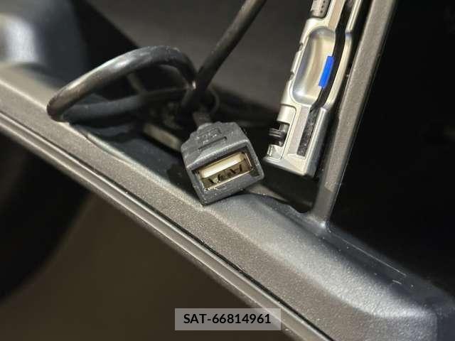 Honda FIT HYBRID 2011-01 7500587-22
