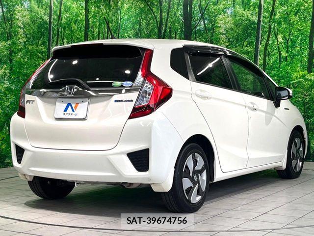 Honda FIT HYBRID 2014-04 7500586-16
