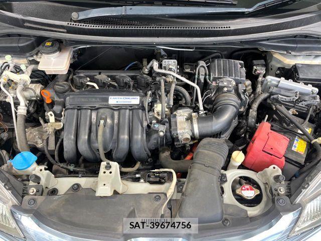 Honda FIT HYBRID 2014-04 7500586-17